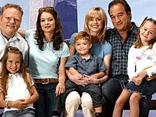 [CC] According To Jim SEASONS 06 07 08 Jim Belushi Courtney Thorne-Smith Larry Joe Campbell 18 M-O-D DVDs 